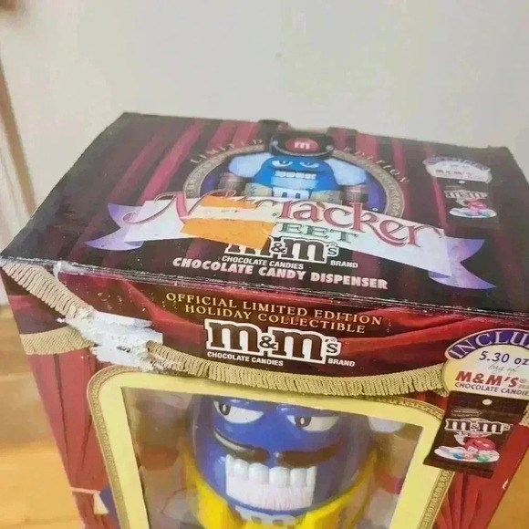 M&M's Nutcracker Sweet Candy Dispenser Holiday Limited Edition - Picture 12 of 12